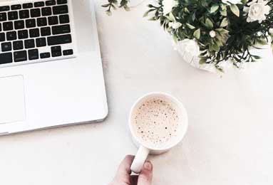 600万租+4500万买断！曼联水货真要弃红投红黑？