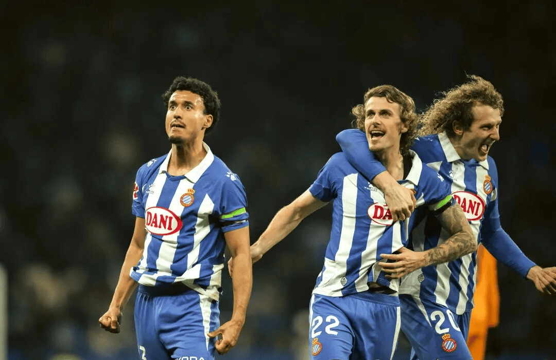 西甲焦点战：西班牙人 VS 埃尔切，顶级分析决定赛事走向。